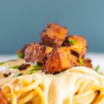 Pasta con Salsa Vegana de Cebolla y Puerro